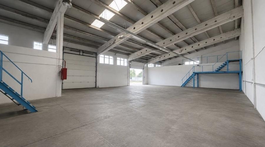 Spațiu industrial, de 570 mp, în Exterior Vest