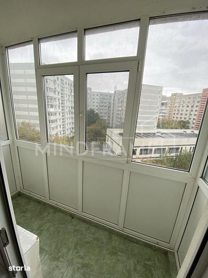 Apartament cu 3 camere decomandat în Dristor