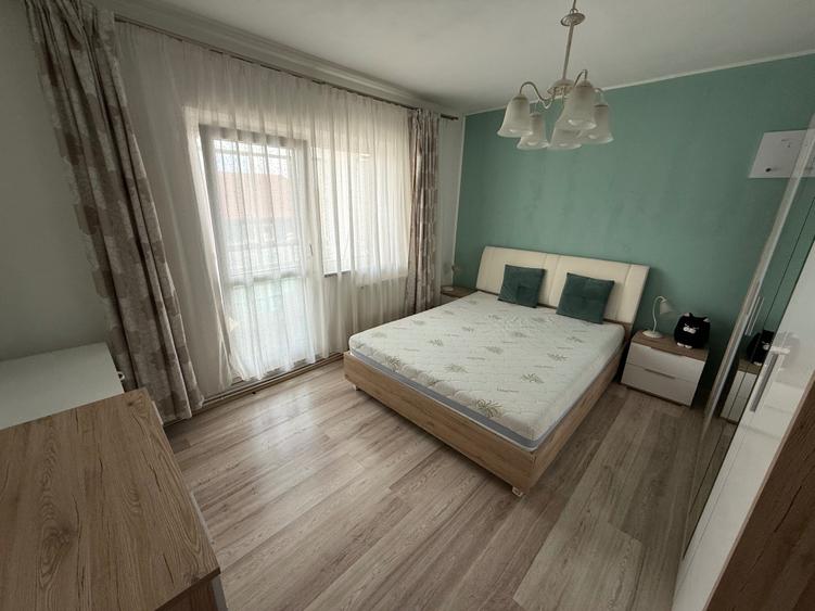 Apartament de inchiriat, 3 camere, bucatarie separata, 85mp, et.2, bloc cu lift, str.Lunga, Sibiu - 2