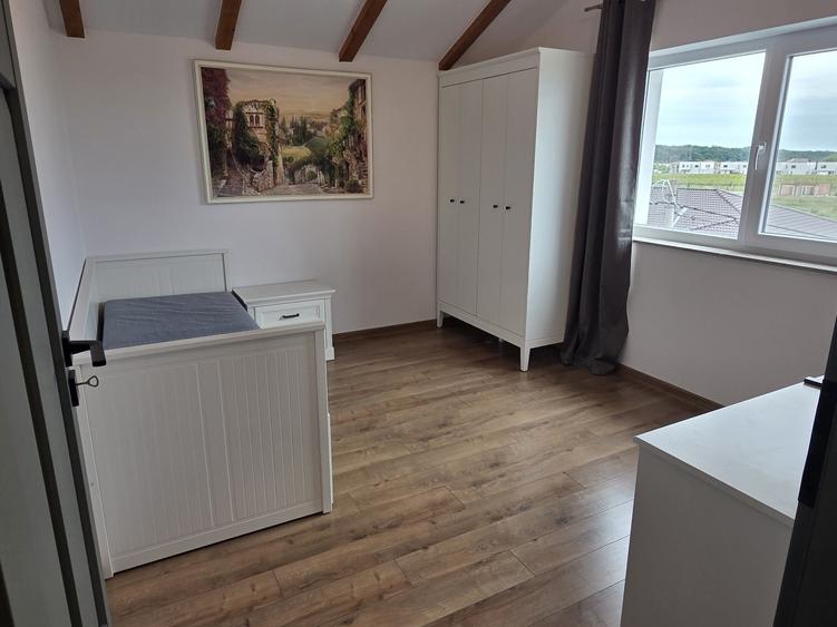 Apartament cu 2 camere decomandat în Dumbrăvița