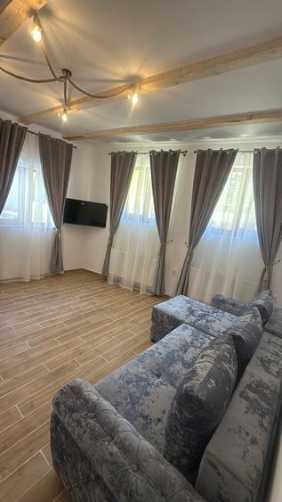 Casă individuală cu 2 camere cu Canalizare în Brașovul Vechi