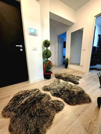 Apartament cu 3 camere semidecomandat, mobilat în Moara de Vânt