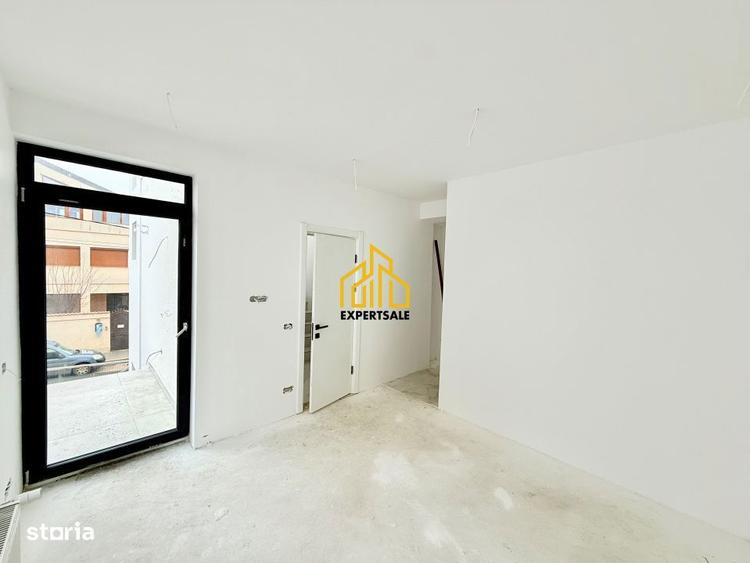 Casă cu 3 camere cu Teren 1139.36 Mp în Central
