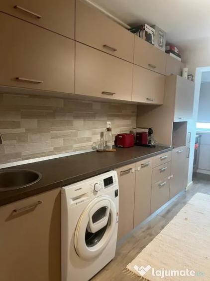 Apartament cu 2 camere decomandat în Sud