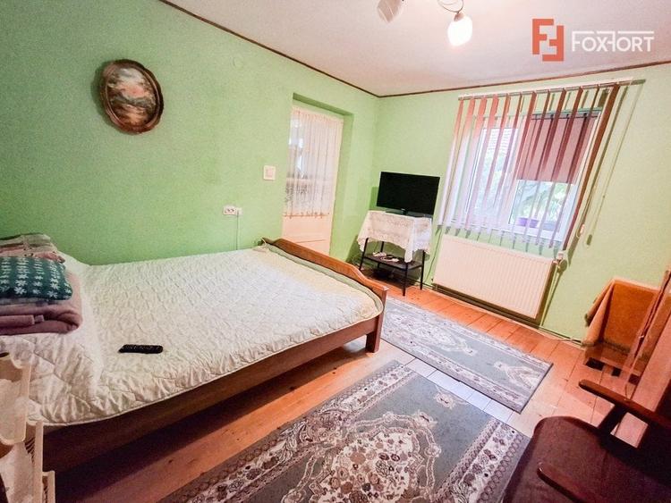 Casă individuală cu 5 camere cu Canalizare în Giarmata