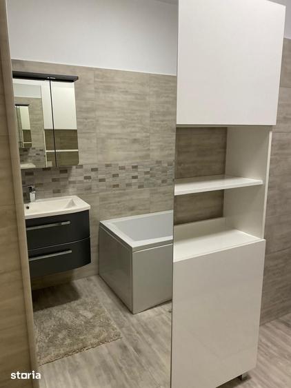 Apartament cu 3 camere, mobilat în Vest