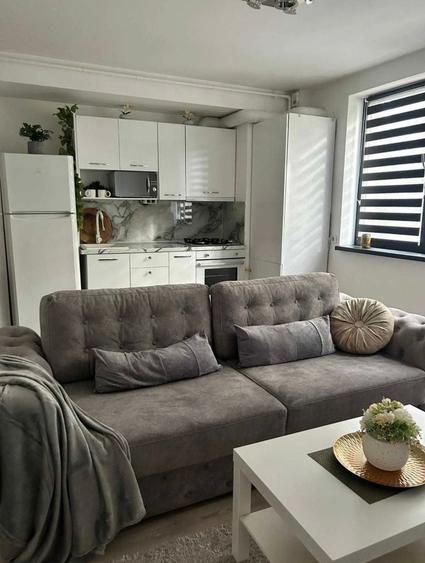 Apartament cu 3 camere decomandat, mobilat în 1 Decembrie 1918