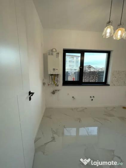 Casă cu 4 camere cu Teren 150 Mp în Chiajna