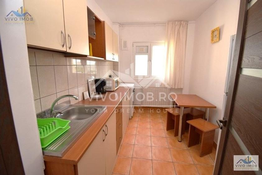 Apartament cu 2 camere decomandat, mobilat în 1 Mai