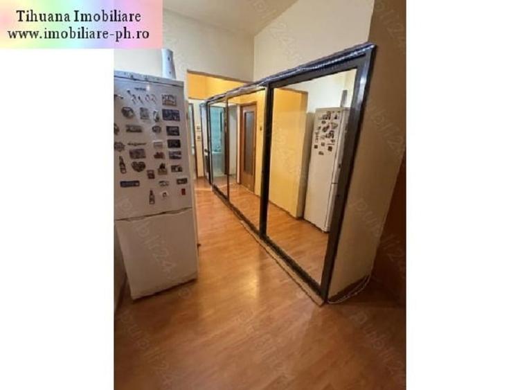 Apartament cu 3 camere decomandat în 9 Mai