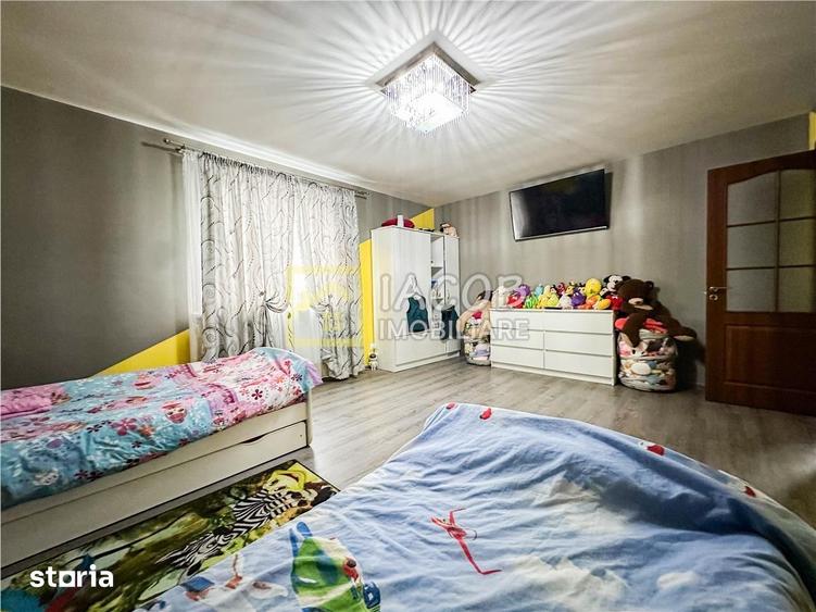 Casă cu 3 camere cu Teren 300 Mp în Gherăiești