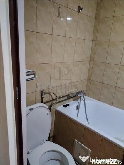 Garsonieră decomandată în Bucovina