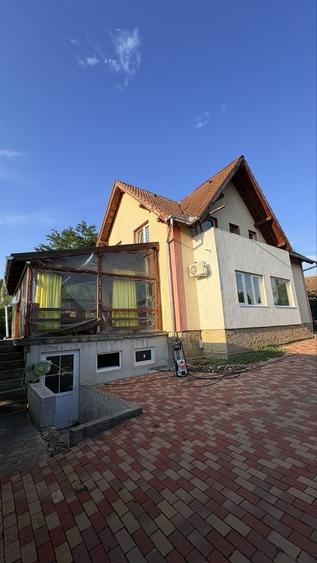 Casa spatioasa de vanzare in com. Darlos jud. Sibiu - 2
