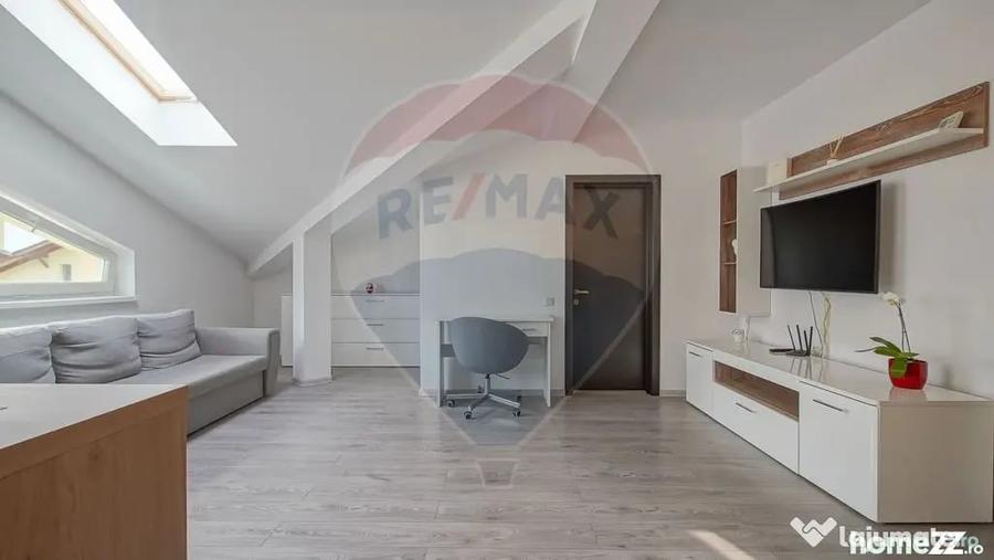 Apartament cu 2 camere semidecomandat în Sânpetru
