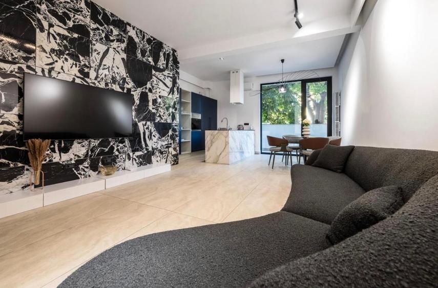 Apartament cu 3 camere în Tomis Nord — fotografia 3