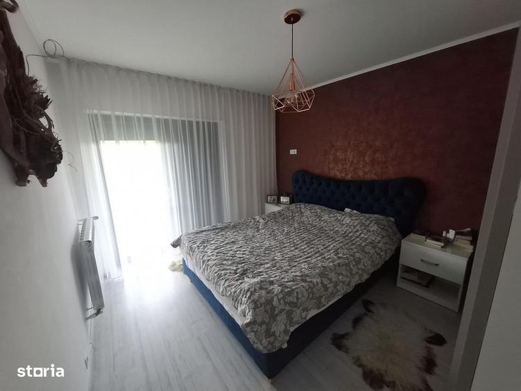 Casă cu 4 camere cu Teren 500 Mp în Poplaca