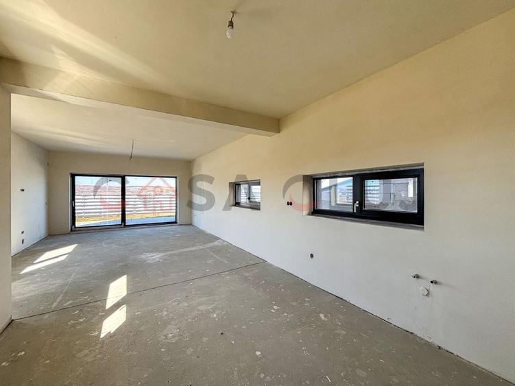 Casă individuală cu 6 camere cu Canalizare în Gheorgheni