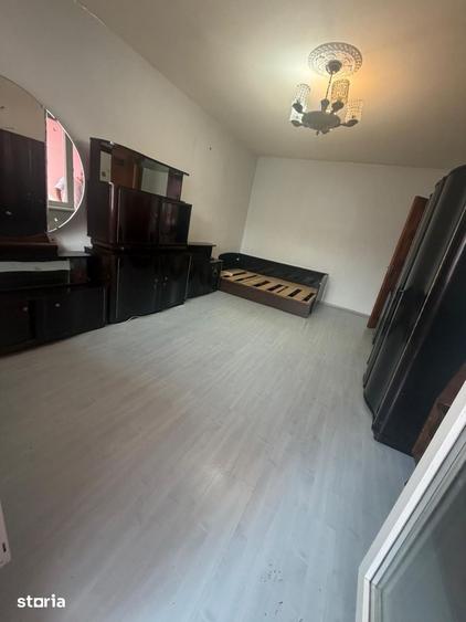 Apartament cu 2 camere decomandat în George Bacovia