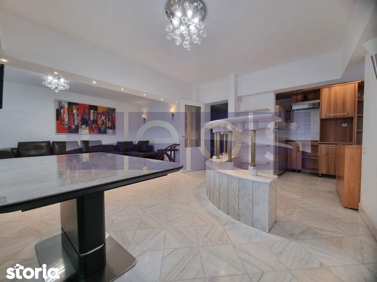 Apartament cu 3 camere, mobilat în Centrul Civic