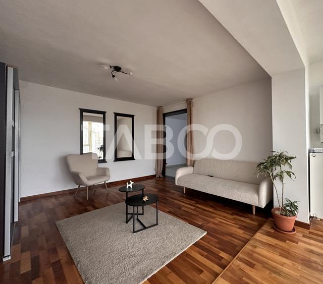 Apartament cu 3 camere decomandat, mobilat în Mihai Viteazul