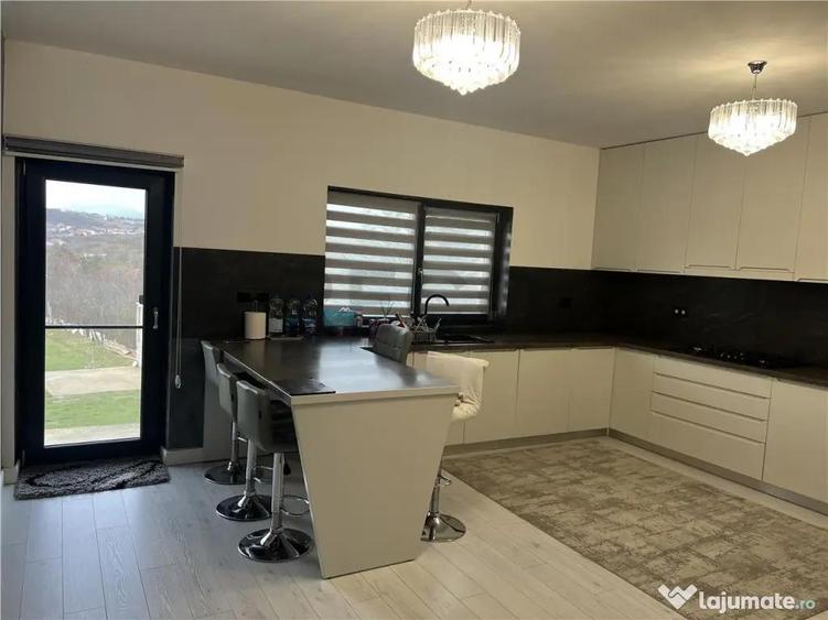 Casă cu 4 camere cu Teren 1200 Mp în Dealuri Oradea