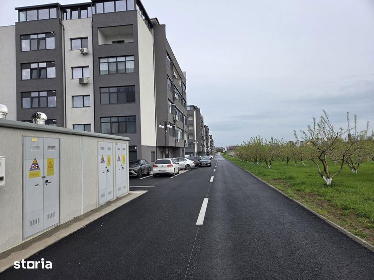 De vanzare apartament cu vedere laterala la mare - 11