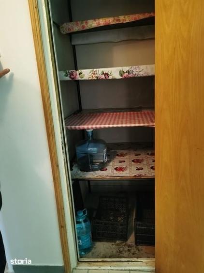 Apartament cu 3 camere decomandat în Războieni