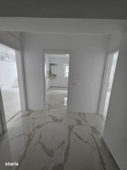 Apartament cu 2 camere decomandat în Nicolina