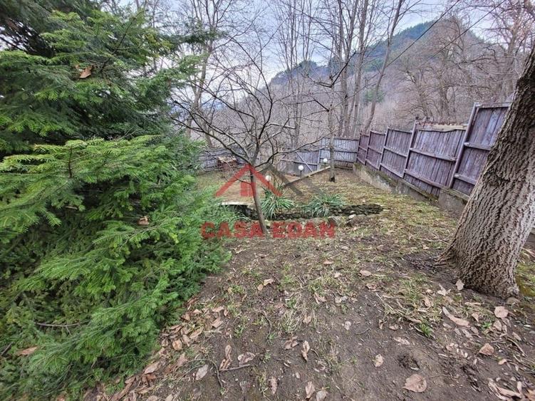 Casă cu 6 camere în Cornu