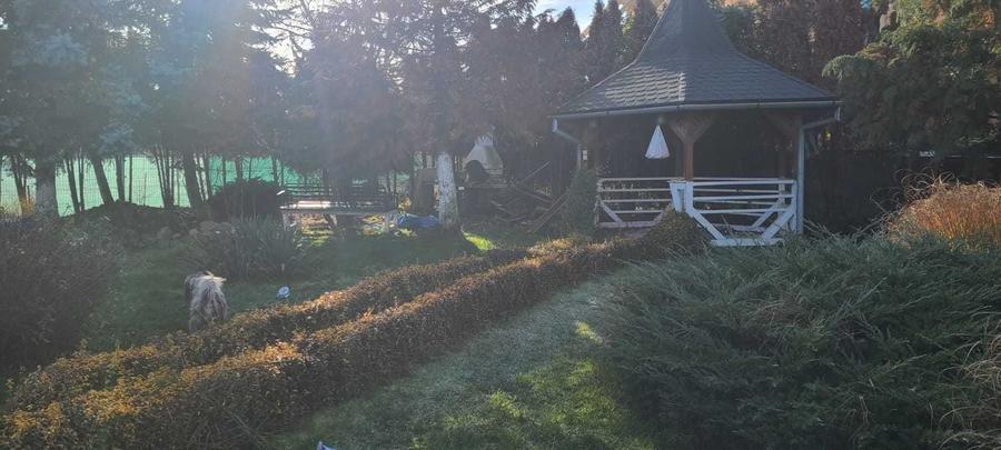 Casă cu 4 camere în Recea