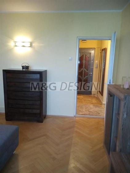 Apartament cu 2 camere decomandat în Medicină