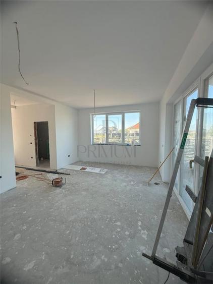 MOSNITA NOUA - 4 CAMERE - BUCATARIE INCHISA - LIVING SPATIOS - 1