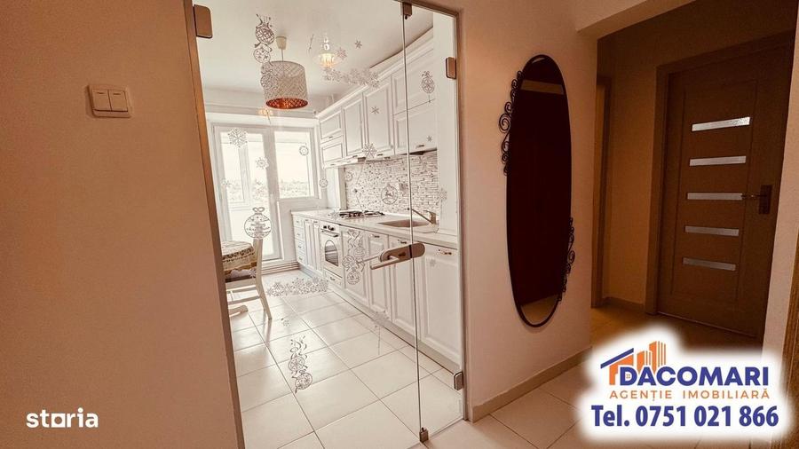 Apartament cu 3 camere decomandat în Mazepa 1 — fotografia 1