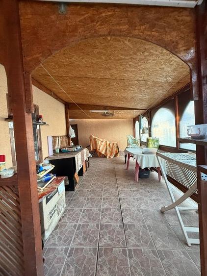 Casă individuală cu 5 camere cu Garaj în Vânători