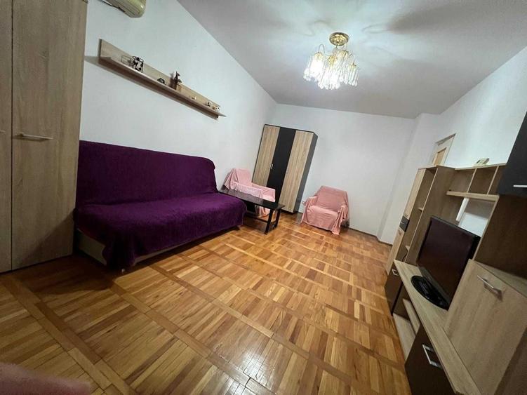 Apartament cu 2 camere decomandat în Siderurgiștilor
