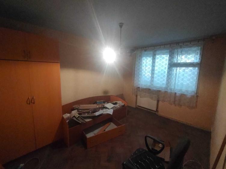 Apartament cu 2 camere decomandat în Griviței