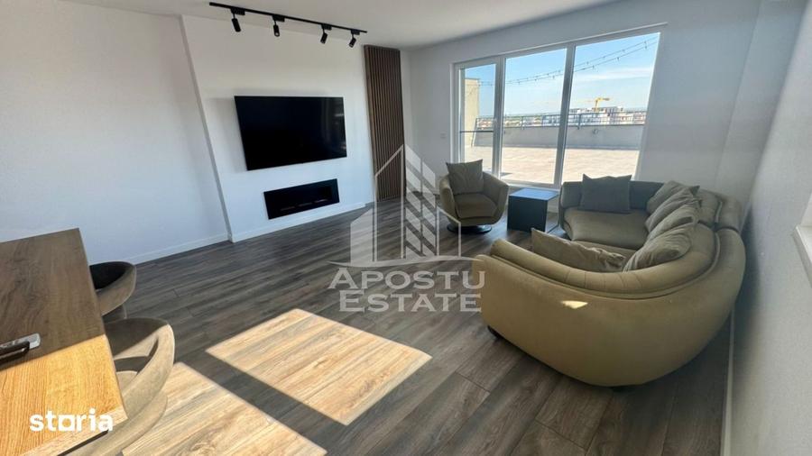 Apartament cu 2 camere, mobilat în Est