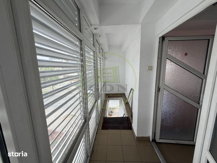 Spațiu comercial, de 308 mp, în 1 Mai