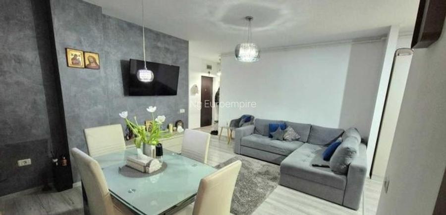 Apartament 3 camere de vanzare Constanta zona KM 4