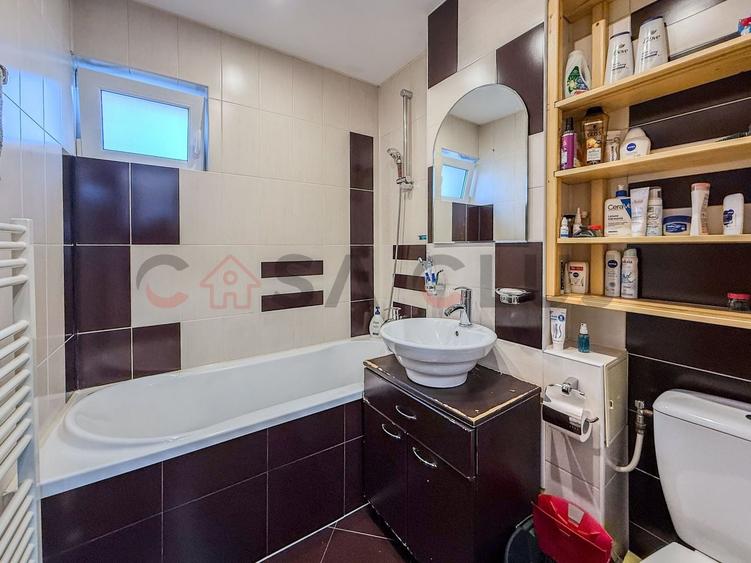 Apartament cu 2 camere decomandat, mobilat în Bulgaria
