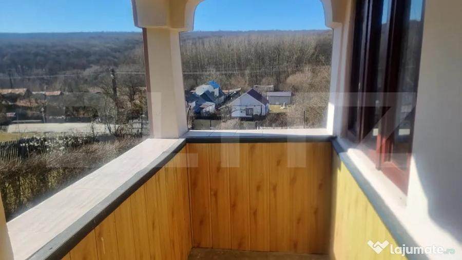 Casă cu 3 camere cu Teren 2000 Mp în Iordăcheanu