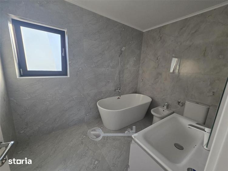 Casă cu 4 camere cu Teren 300 Mp în Miroslava