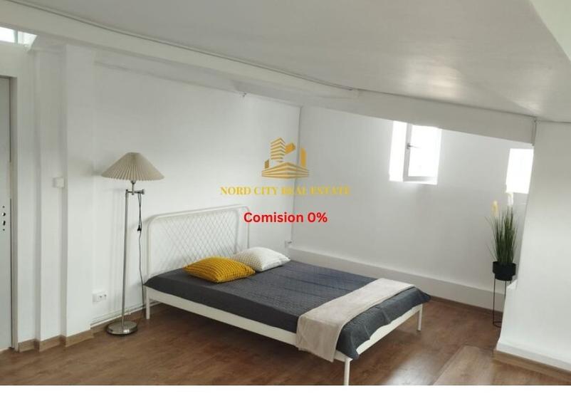 Apartament cu 3 camere decomandat în Exterior Vest