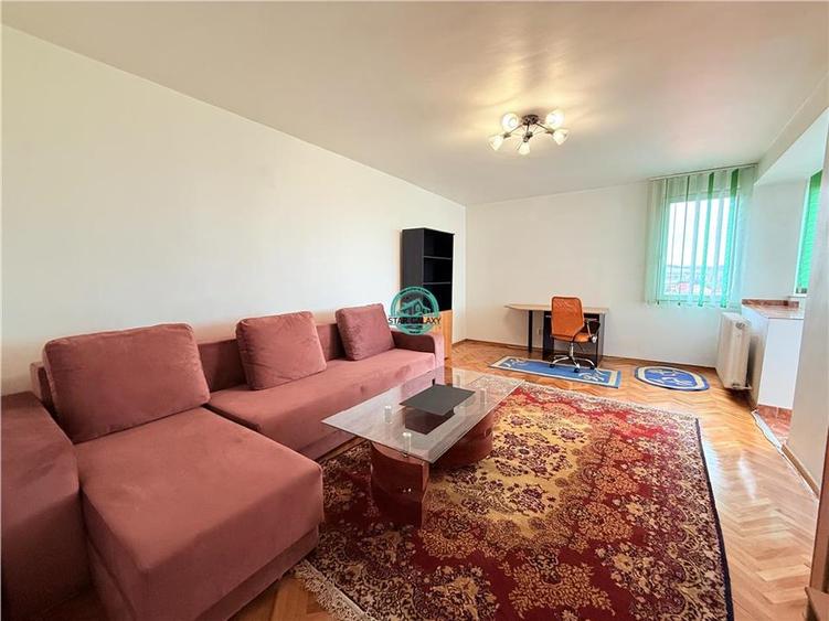 Apartament cu 3 camere decomandat în Central
