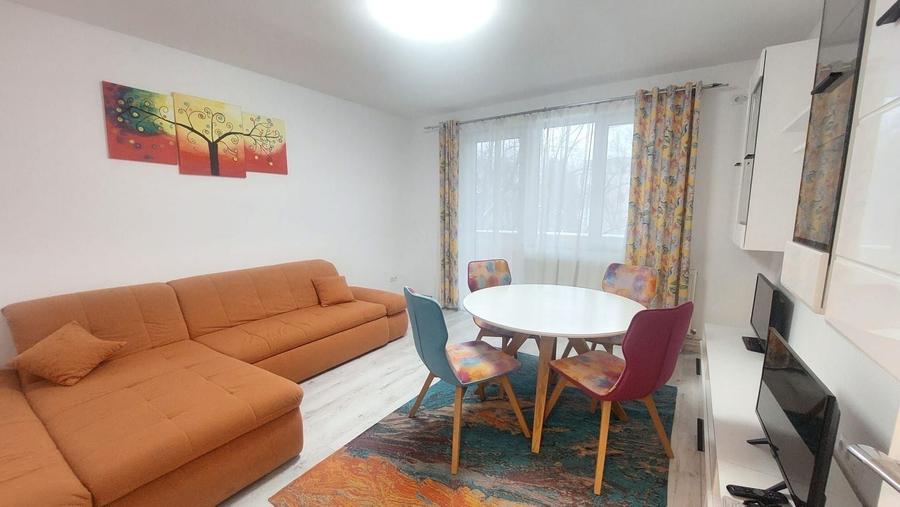 Apartament cu 3 camere decomandat, mobilat în Gheorgheni — fotografia 2