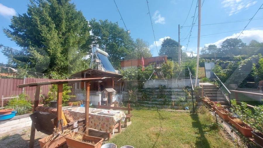 Casă individuală cu 6 camere cu Garaj în Covasna