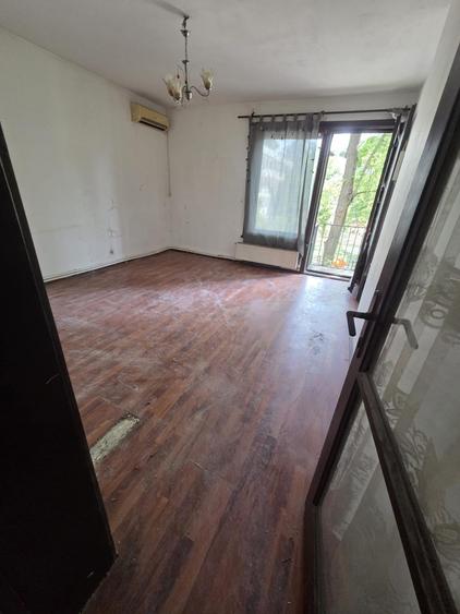 Apartament cu 2 camere decomandat în Primăverii