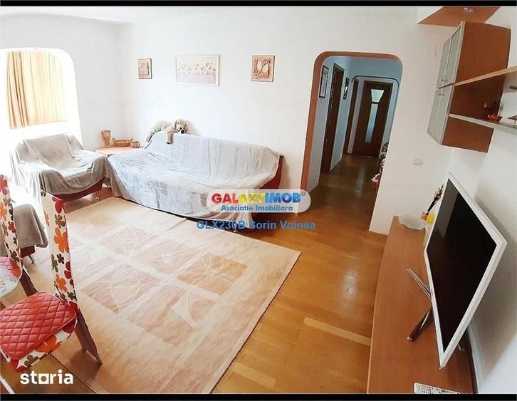 Apartament cu 4 camere semidecomandat în Drumul Taberei