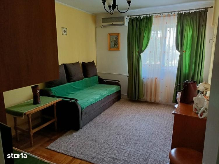 Garsonieră în Gară