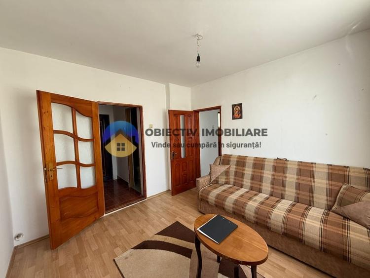 Apartament cu 2 camere semidecomandat în Dărmănești
